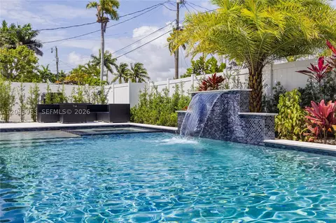1104 N 13th Ter, Hollywood, FL 33019