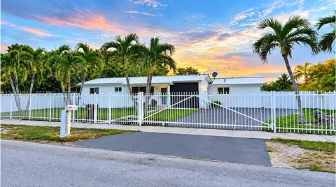 20022 SW 118th Ave, Miami, FL 33177