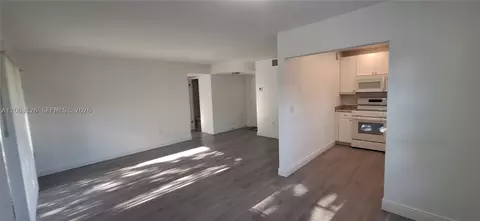 4990 E Sabal Palm Blvd #202, Tamarac, FL 33319