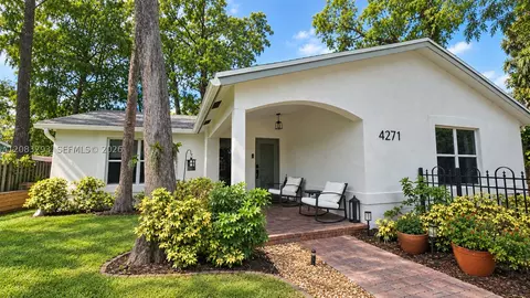 4271 NW 20th Ave, Oakland Park, FL 33309