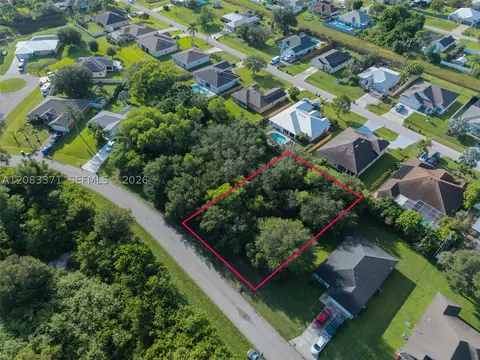 265 N Wakefield Cir, Port St Lucie, FL 34953