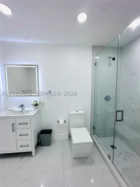 Bath - 82 E 16th St, Hialeah, FL 33010 photo 5 of 5