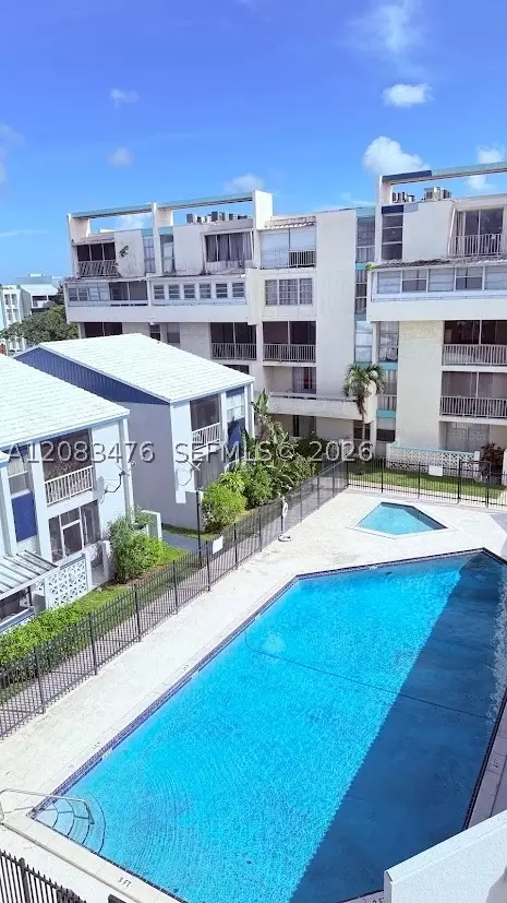 2029 NW 46th Ave #E402, Lauderhill, FL 33313