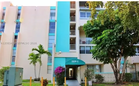 2029 NW 46th Ave #E402, Lauderhill, FL 33313