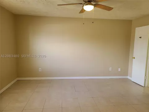 Living - 3013 SE Bamboo St, Stuart, FL 34997 photo 6 of 6