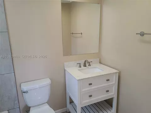 Bath - 3013 SE Bamboo St, Stuart, FL 34997 photo 1 of 3