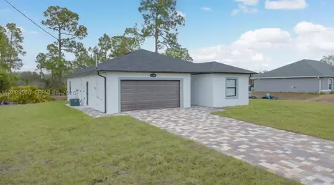 12 W 15th St, Lehigh Acres, FL 33972