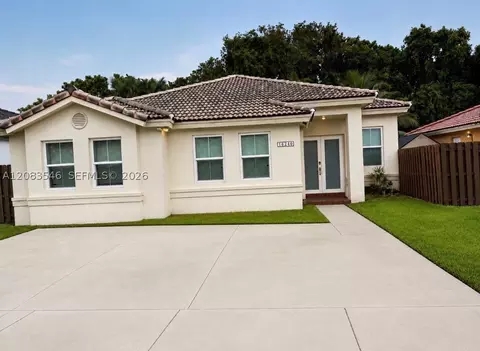 16240 SW 83rd Ln, Miami, FL 33193