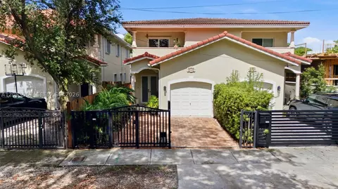 3112 Ohio St, Miami, FL 33133