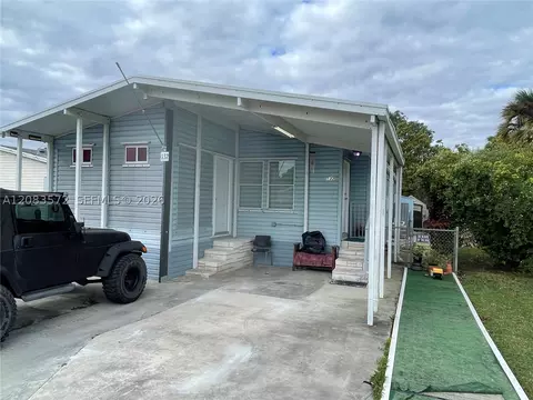 19800 SW 180th Ave UNIT 132, Miami, FL 33187