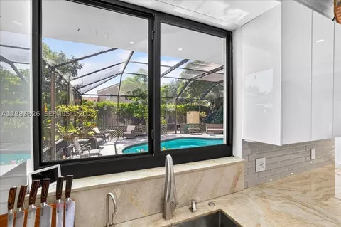 Kitchen - 7320 NW 68th Way, Parkland, FL 33067 photo 3 of 4