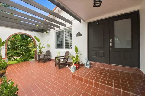1119 Buchanan St, Hollywood, FL 33019