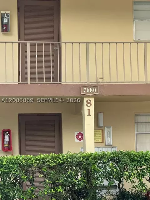 7680 NW 1st St #107, Margate, FL 33063
