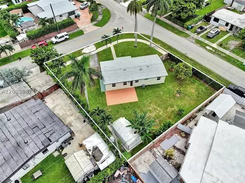 11250 SW 46th St, Miami, FL 33165