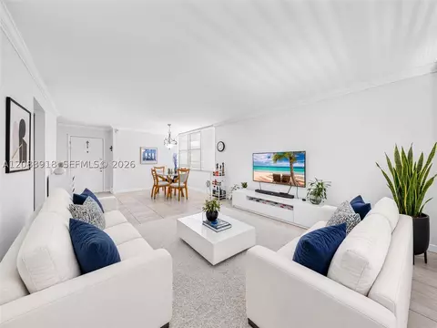 2016 Bay Dr #203, Miami Beach, FL 33141