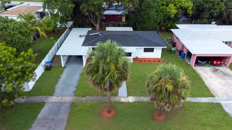 810 Wyoming Ave, Fort Lauderdale, FL 33312