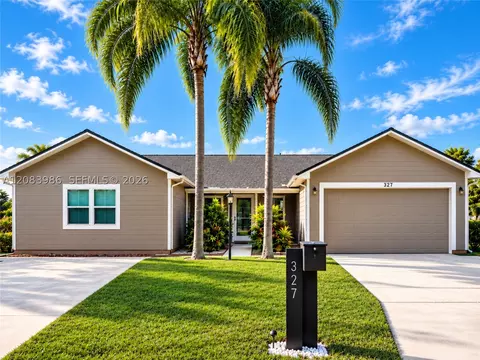 327 Marquee Dr, Kissimmee, FL 34758