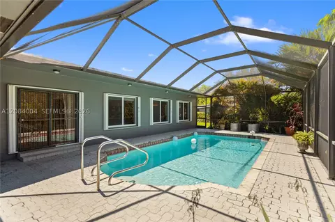 9299 NW 13th Ave, Miami, FL 33147