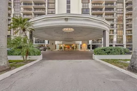1450 Brickell Bay Dr #511, Miami, FL 33131
