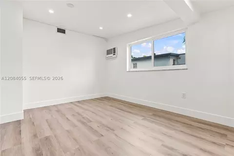 Bedroom - 4795 E 8th Ct, Hialeah, FL 33013 photo 7 of 8