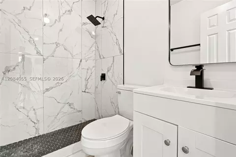 Bath - 4795 E 8th Ct, Hialeah, FL 33013 photo 1 of 3