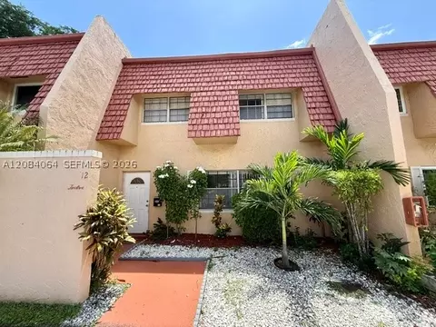 12 Meacham Ln #12, Tamarac, FL 33319