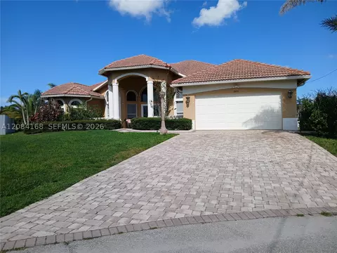 5909 NW Bayou Ct, Saint Lucie West, FL 34986