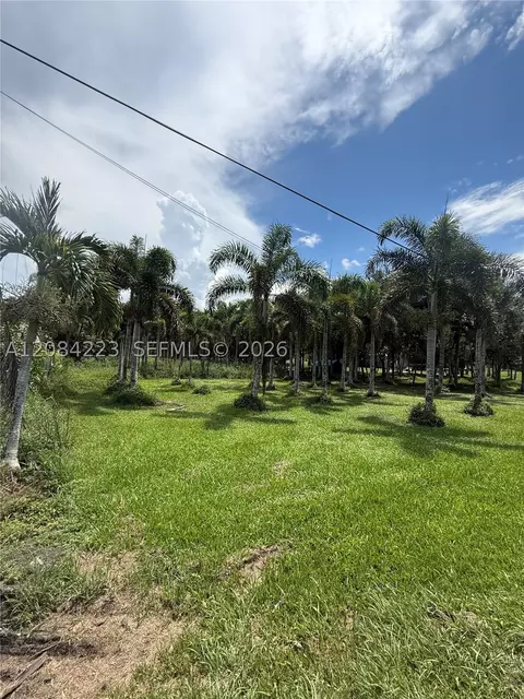 208 SW 208th Ln, Southwest Ranches, FL 33332