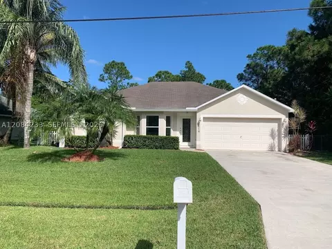 5570 NW Cruzan Ave, Port Saint Lucie, FL 34986
