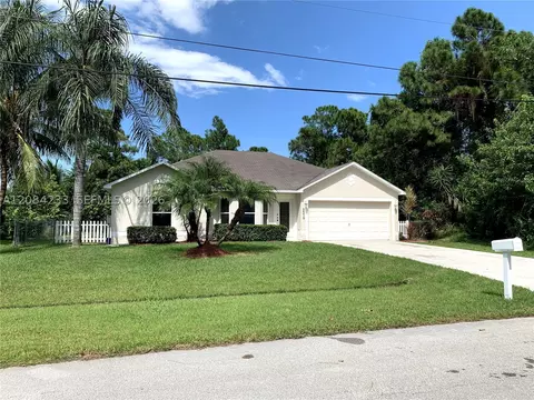 5570 NW Cruzan Ave, Port Saint Lucie, FL 34986