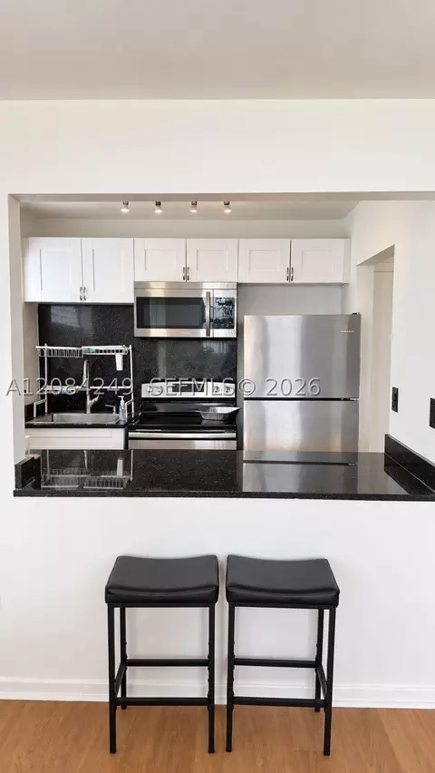 1990 Marseille Dr #407, Miami Beach, FL 33141