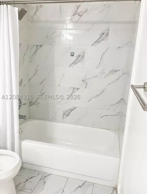 Bath - Undisclosed, Pompano Beach, FL 33069 photo 3 of 3