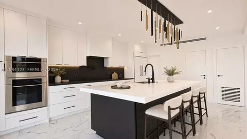 Kitchen - 141 Grassy Rd, Key Largo, FL 33037 photo 1 of 1