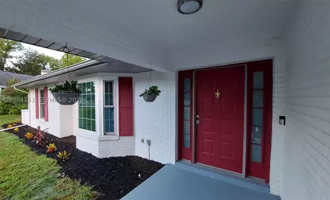 12 Linder Cir, Homosassa, FL 34446