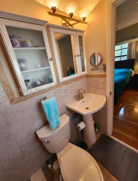 Bath - 130 E 35th St, Hialeah, FL 33013 photo 3 of 5