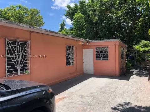 Exterior - 770 E 17th St, Hialeah, FL 33010 photo 3 of 9