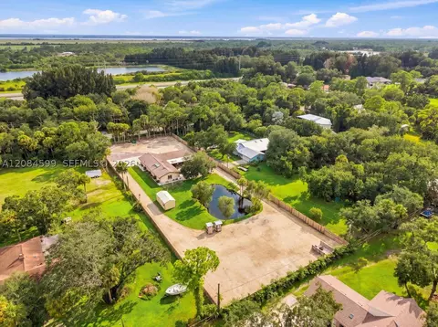 View/Area - 1575 Harlock Rd, Melbourne, FL 32934 photo 3 of 6