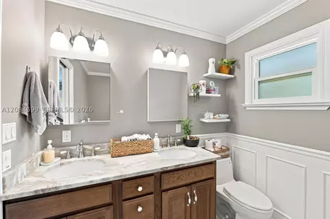 Bath - 1575 Harlock Rd, Melbourne, FL 32934 photo 3 of 5