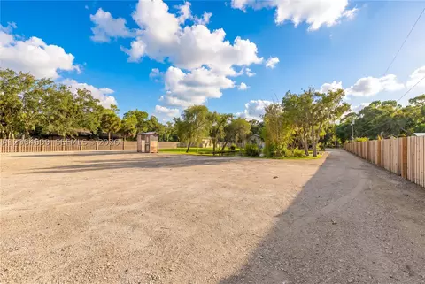 Exterior - 1575 Harlock Rd, Melbourne, FL 32934 photo 7 of 8