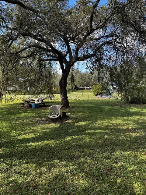 Exterior - 131 Oak Dr, Clewiston, FL 33440 photo 5 of 6