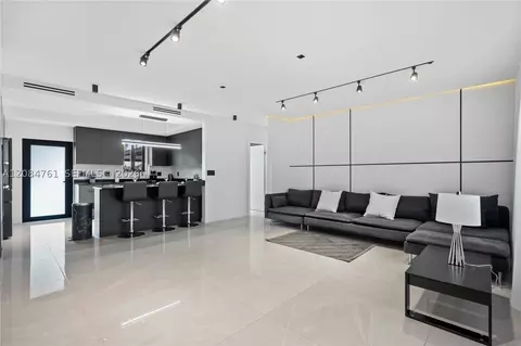 1101 N 14th Ave, Hollywood, FL 33020