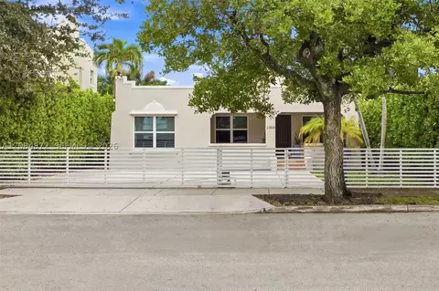 2366 SW 10th St, Miami, FL 33135