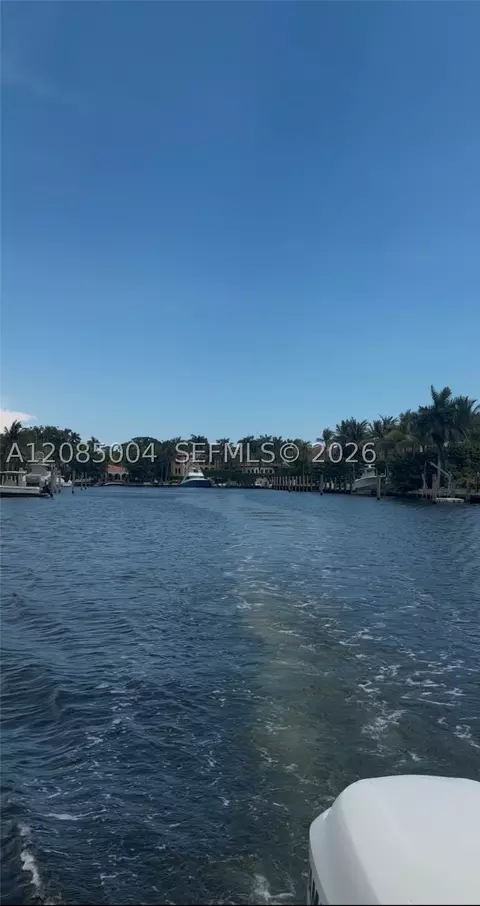 470 Marquesa Dr, Coral Gables, FL 33156 photo 2