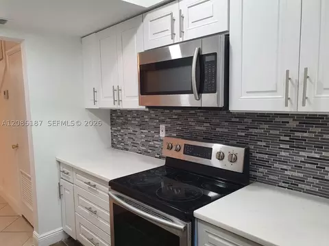 3551 NW 95th Ter #303, Sunrise, FL 33351
