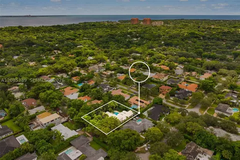 View/Area - 444 Bargello Ave, Coral Gables, FL 33146 photo 6 of 6