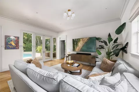 Living - 444 Bargello Ave, Coral Gables, FL 33146 photo 2 of 4