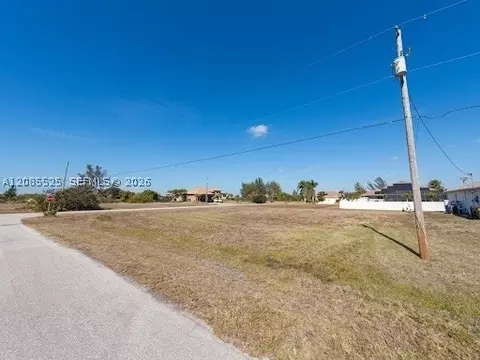 2857 NW 5th Ter, Cape Coral, FL 33993