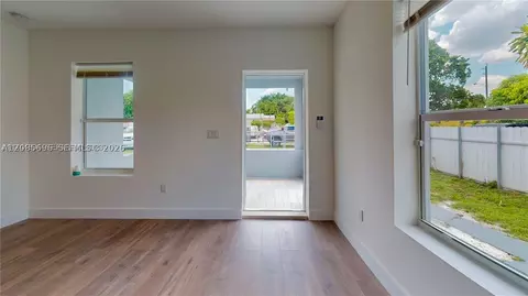 Living - 511 SE 2nd St, Hialeah, FL 33010 photo 5 of 6