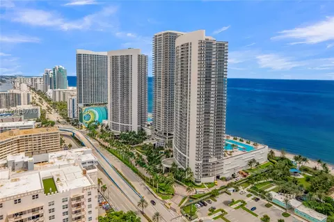 1850 S Ocean Dr #706, Hallandale Beach, FL 33009