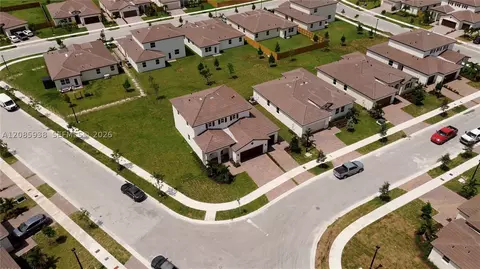 2996 SE 25th Ter, Homestead, FL 33035